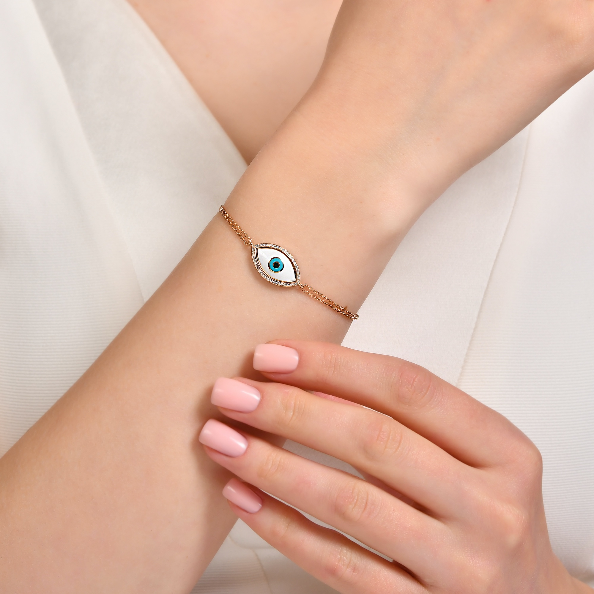 Eyes On You браслет