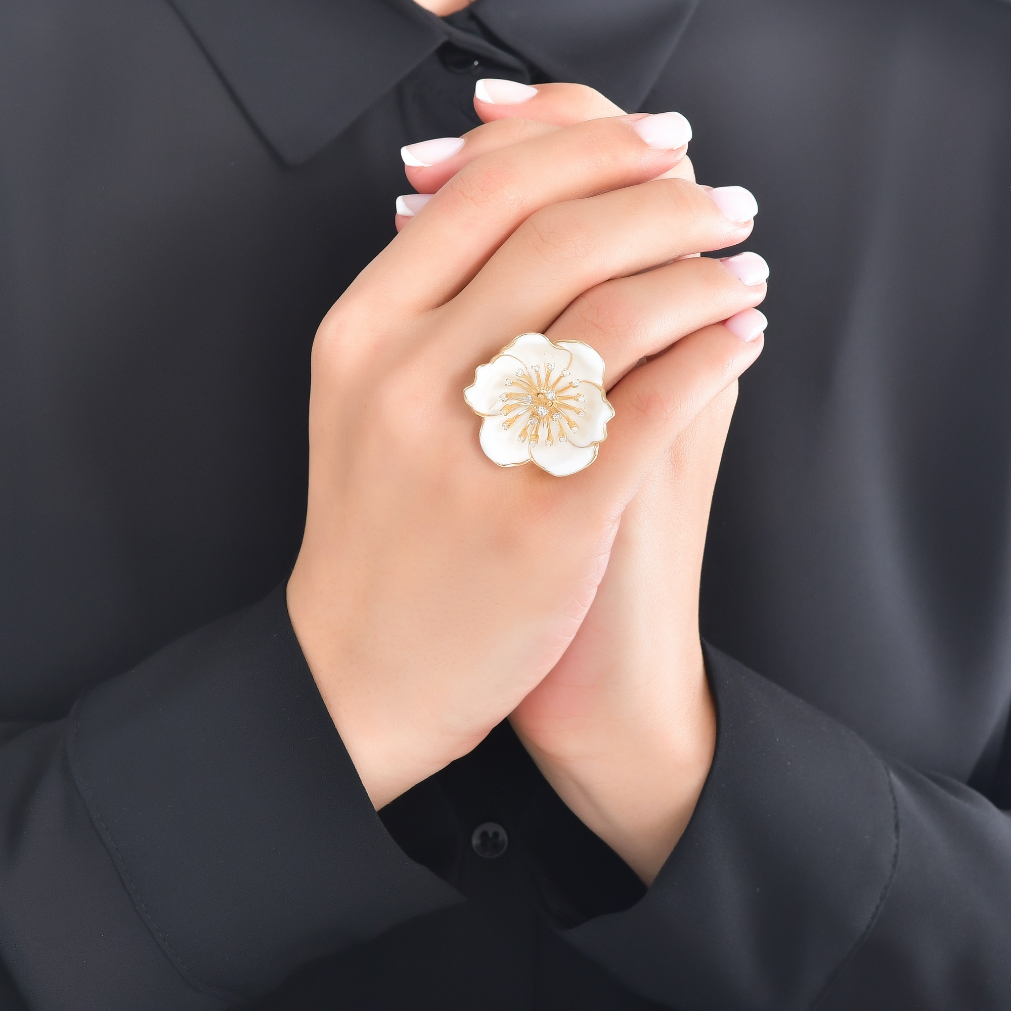 White Dreams кольцo